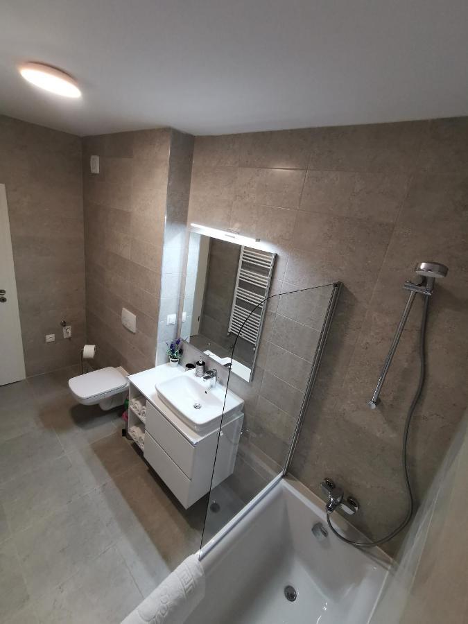 Kronbed Apartments Braşov Eksteriør bilde